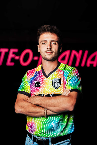MW x NMU Flows Kits (Multi Color)