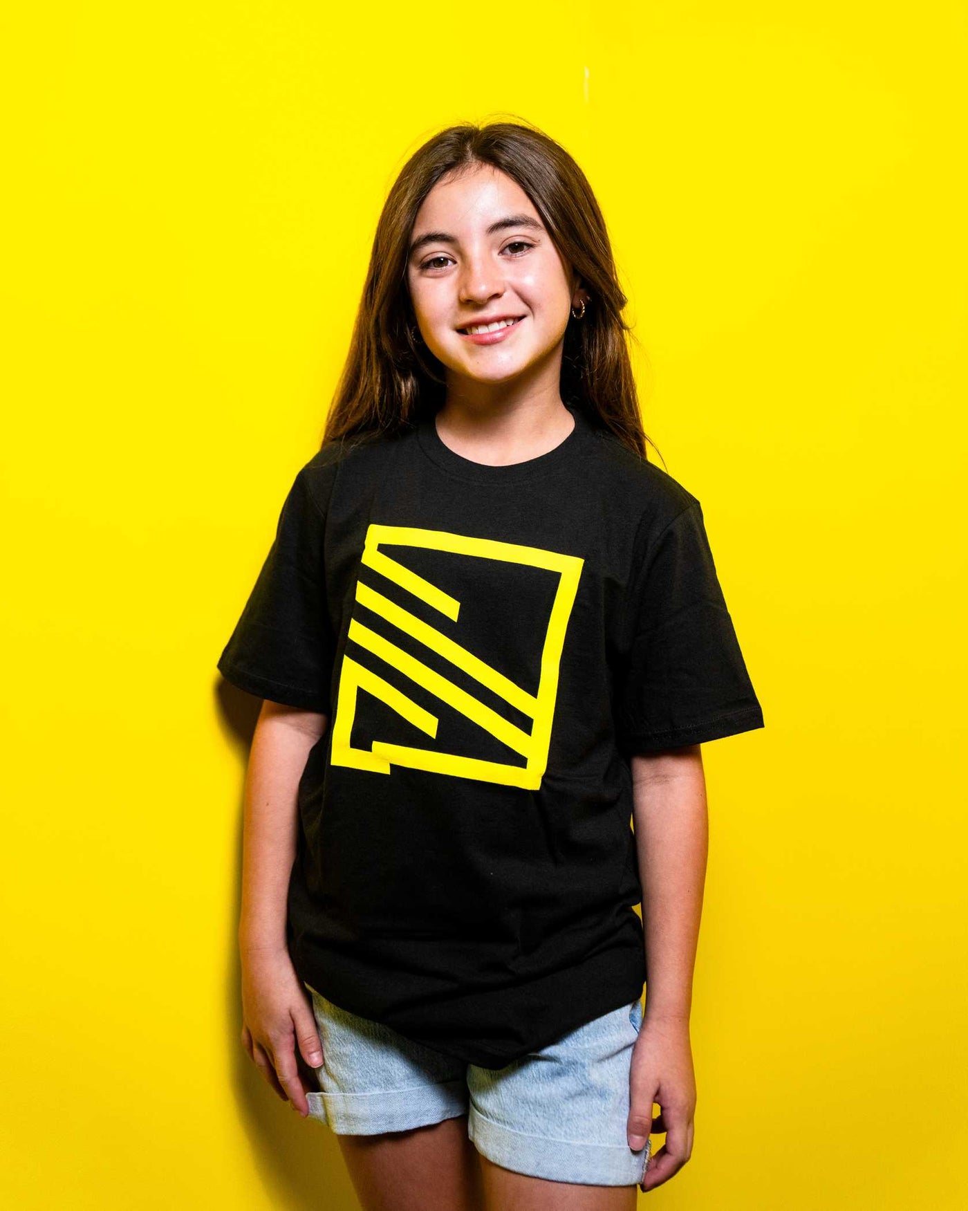 Somos Unidos Foundation Youth Cutout Tee